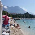 Nikola Apartamento *