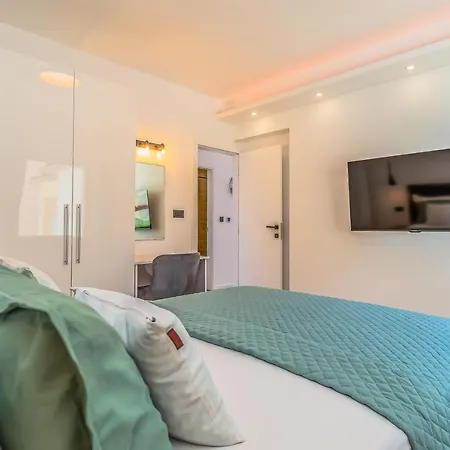 Nikola Apartament Baška Voda