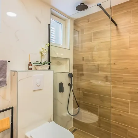 Apartament Nikola Baška Voda