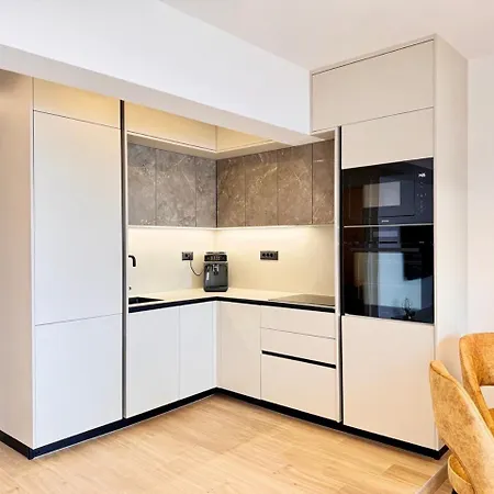 Nikola Apartamento *